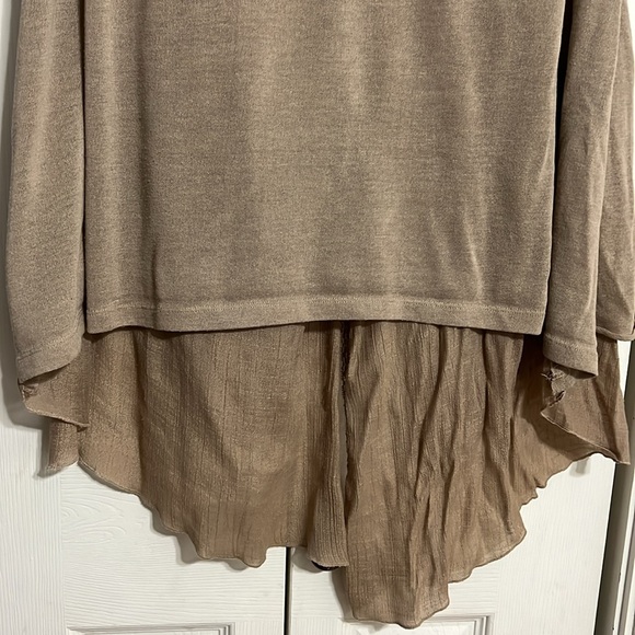 Ladies Women’s Tan and Lace Cardigan Shawl No Brand or Size Tag - Picture 8 of 10